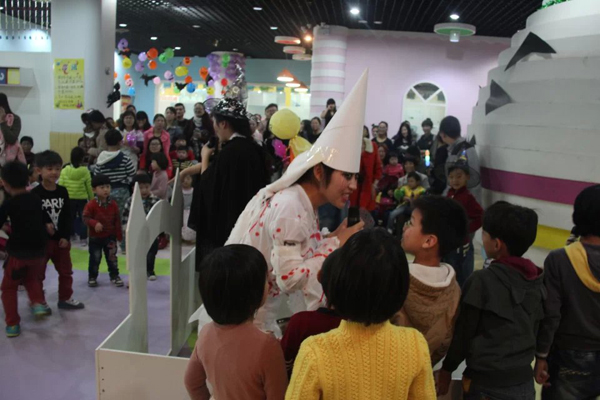 引领右脑万圣节活动