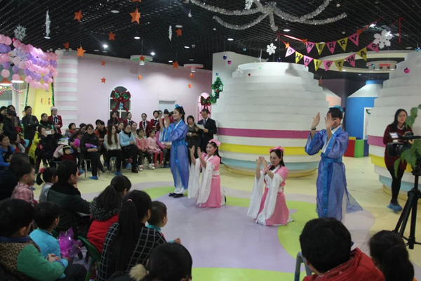引领右脑老师才艺展示